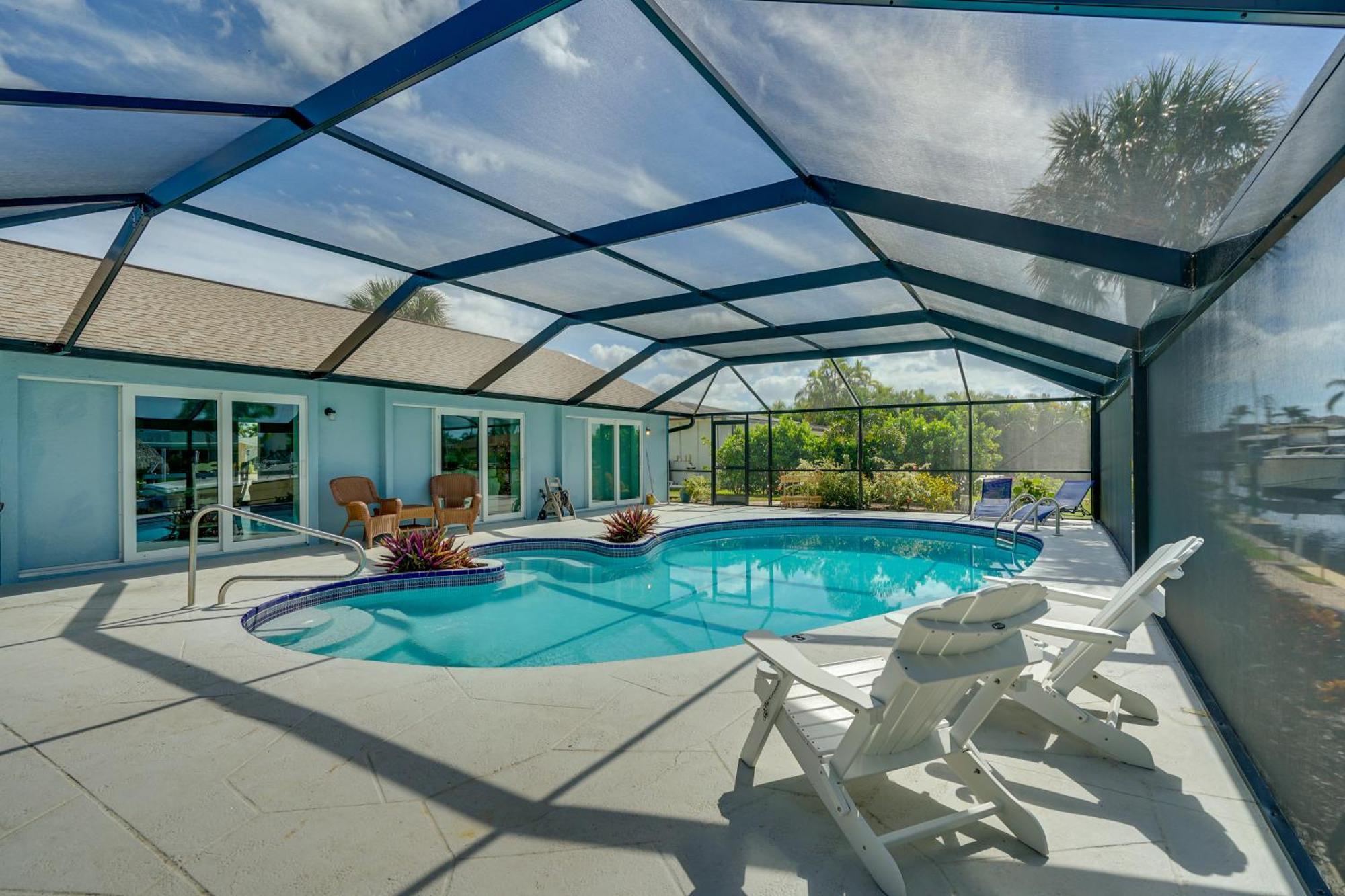 Beachy Cape Coral Home - Swim, Fish, Boat! ภายนอก รูปภาพ