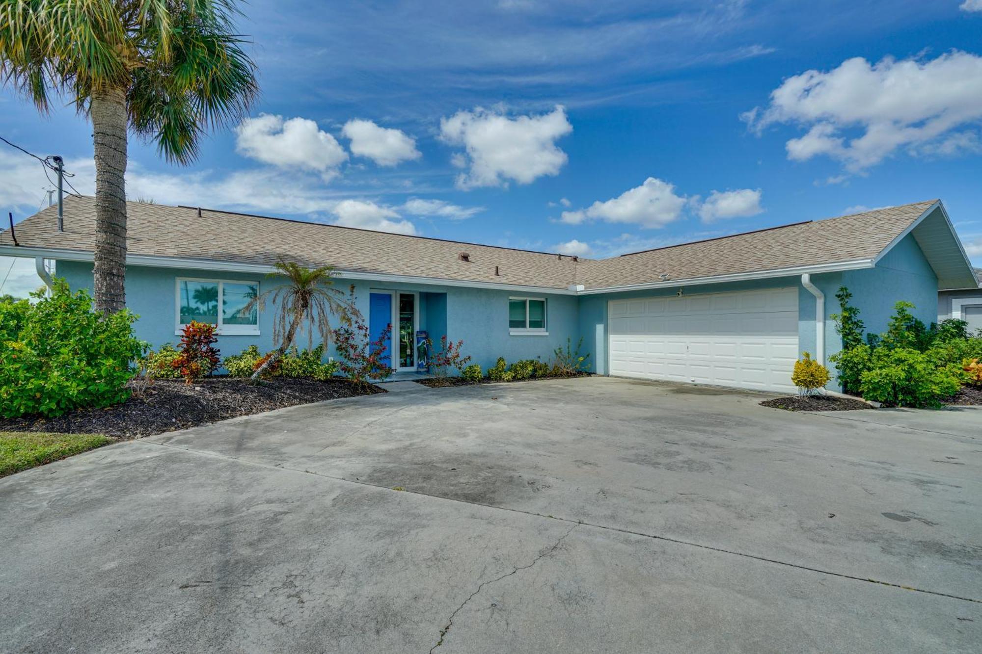 Beachy Cape Coral Home - Swim, Fish, Boat! ภายนอก รูปภาพ